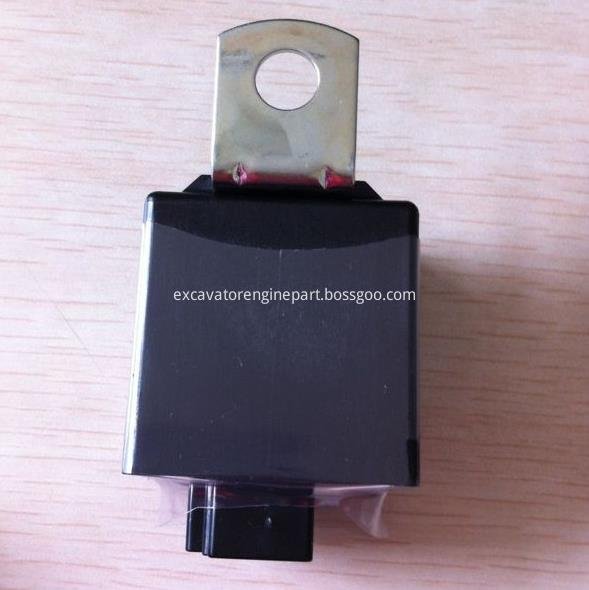 thumbnail interactive-video image 1 of Genuine Kubota Relay Timer – T0070-31410 – Denso 061700-3771 – New 1 of 3