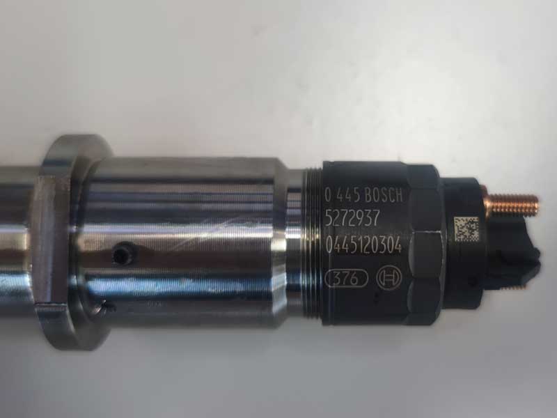 Boschs injectors 0445120304 for cummins ISCISLEISL9 diesel